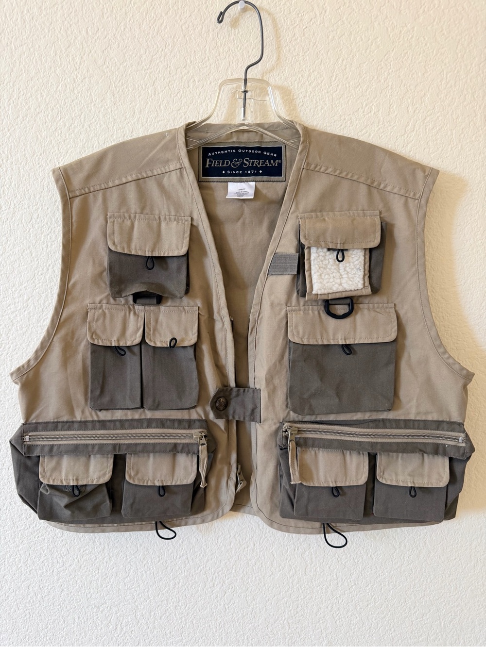 Field & Stream Unisex Multi Pocket Fly Fishing Vest 🎣 (Size M)